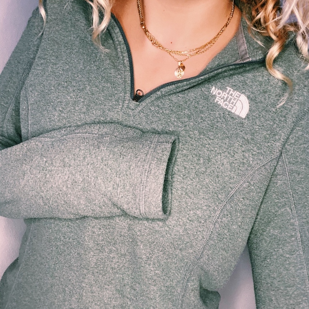 Grey north face quarter zip up